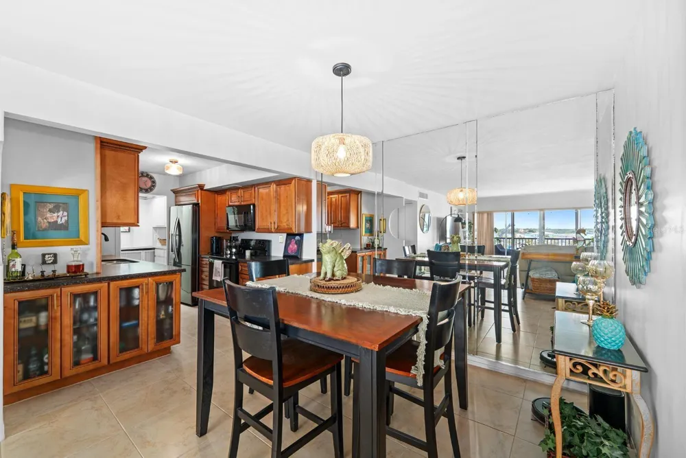 10355 PARADISE BOULEVARD #512 Treasure Island, FL 33706