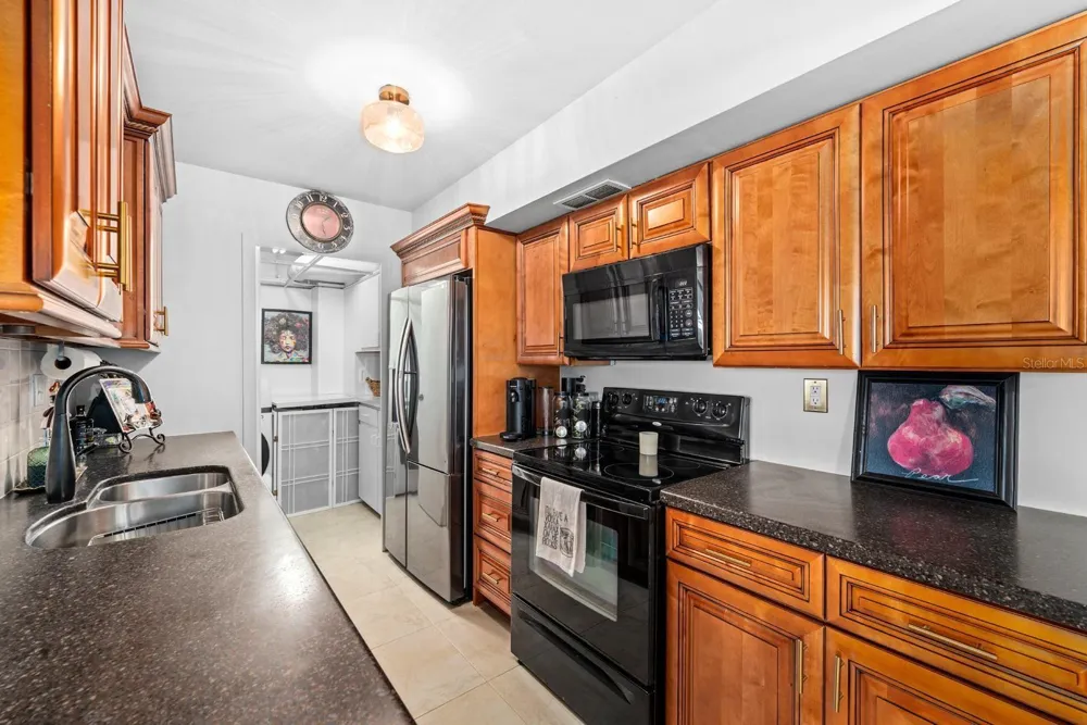 10355 PARADISE BOULEVARD #512 Treasure Island, FL 33706