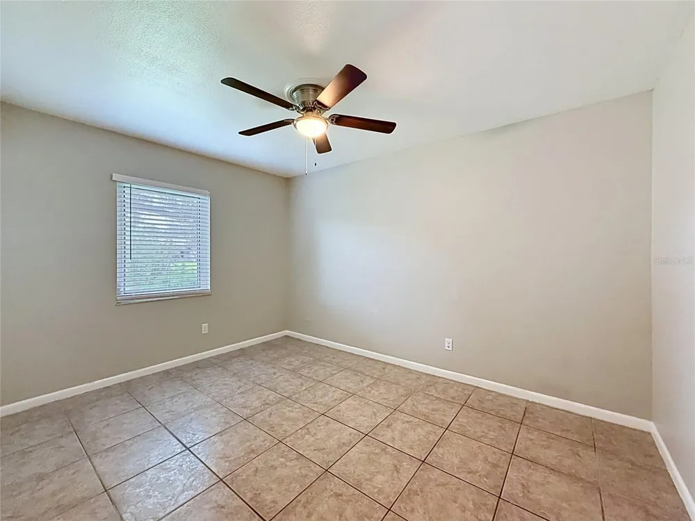 912 SHANGRI LA DRIVE Seffner, FL 33584