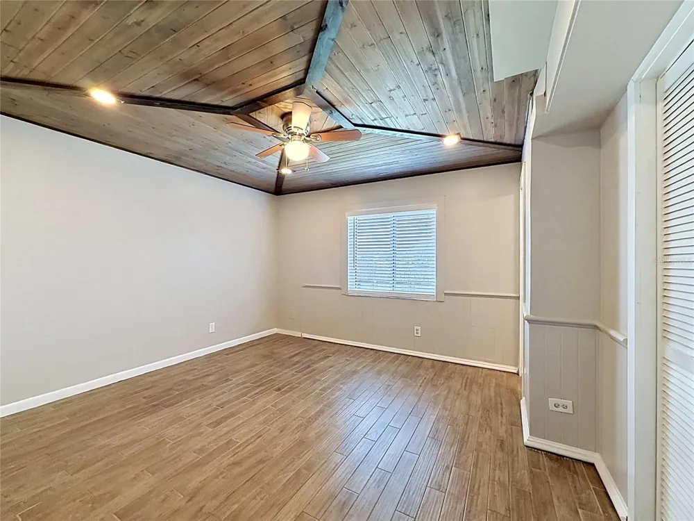 912 SHANGRI LA DRIVE Seffner, FL 33584