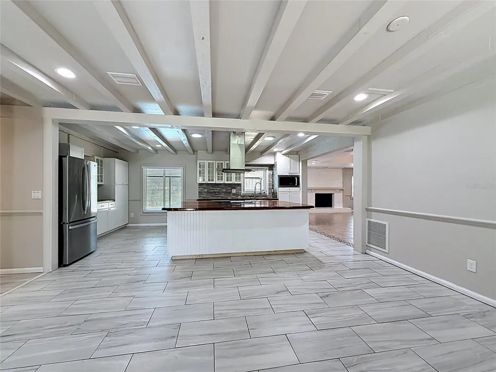 912 SHANGRI LA DRIVE Seffner, FL 33584