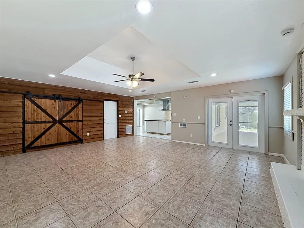 912 SHANGRI LA DRIVE Seffner, FL 33584