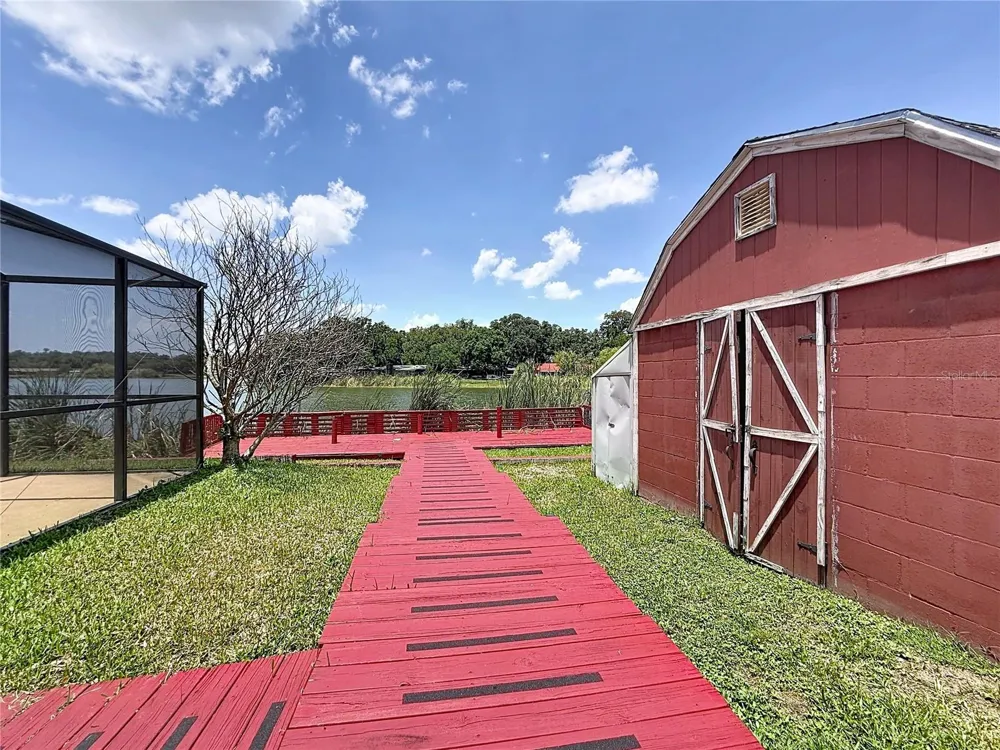 912 SHANGRI LA DRIVE Seffner, FL 33584