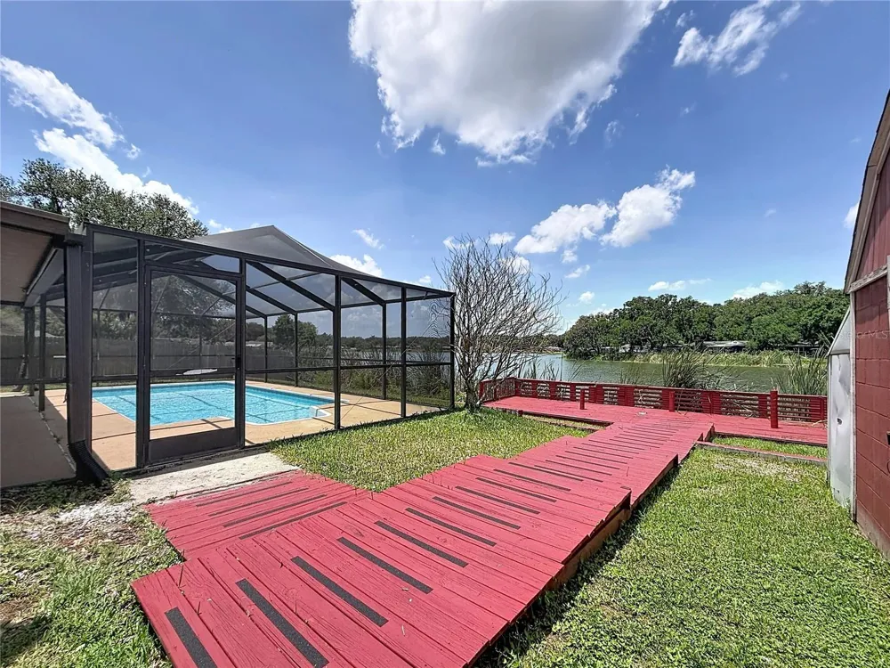 912 SHANGRI LA DRIVE Seffner, FL 33584