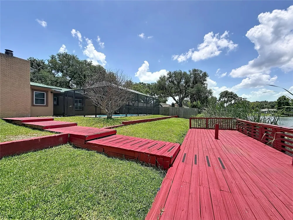 912 SHANGRI LA DRIVE Seffner, FL 33584