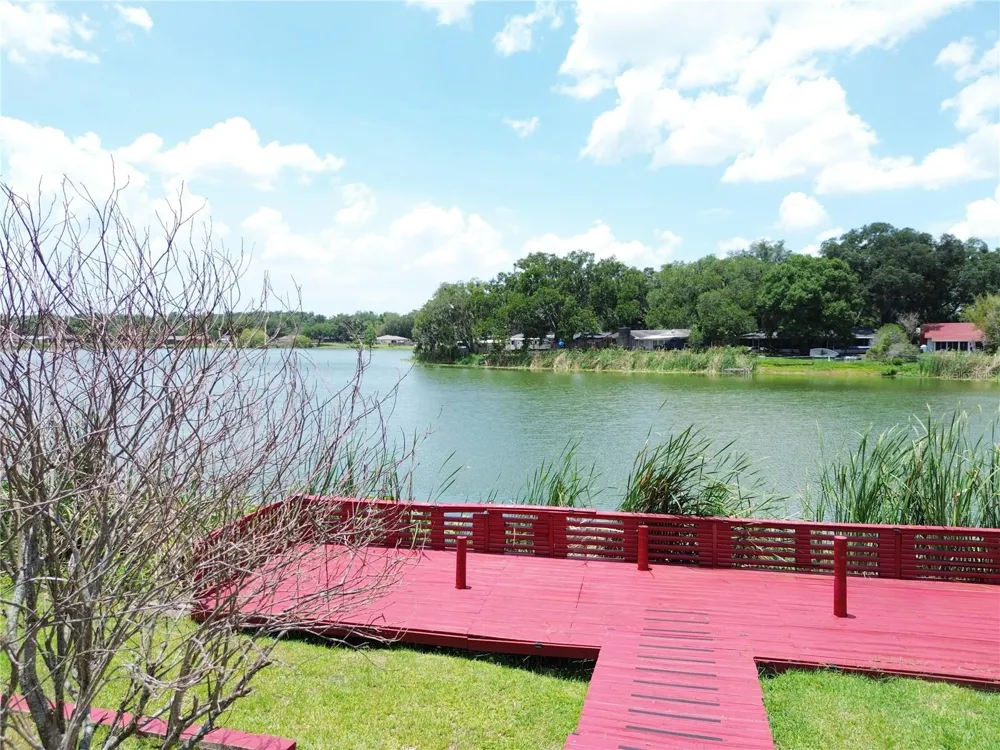 912 SHANGRI LA DRIVE Seffner, FL 33584