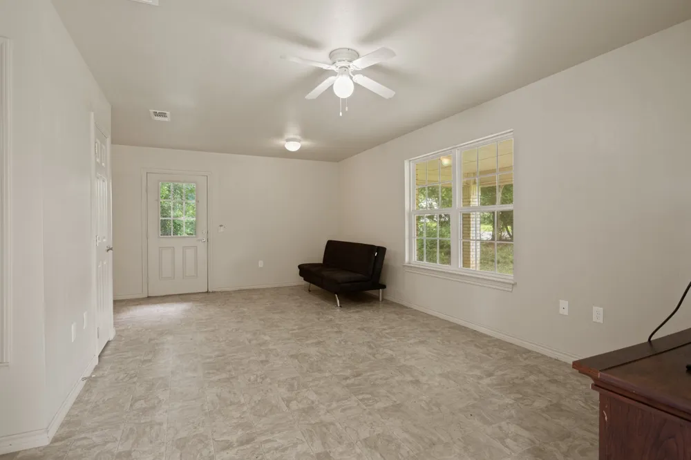 65 RHYNE Avinger, TX 75630