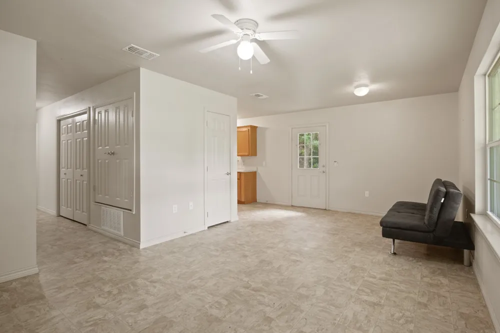 65 RHYNE Avinger, TX 75630