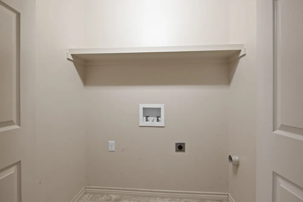 65 RHYNE Avinger, TX 75630