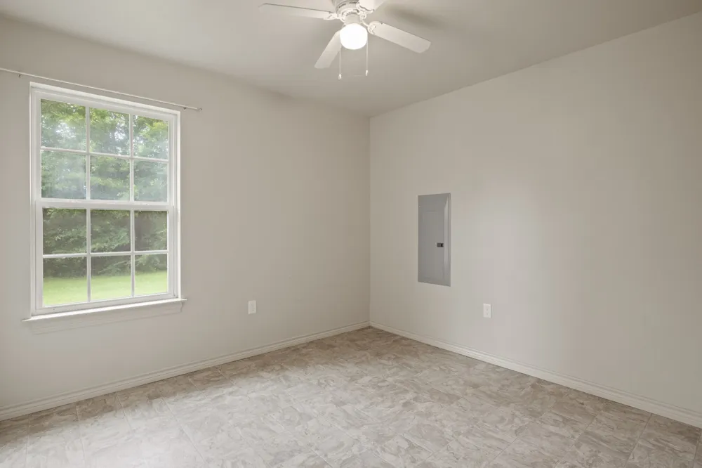 65 RHYNE Avinger, TX 75630