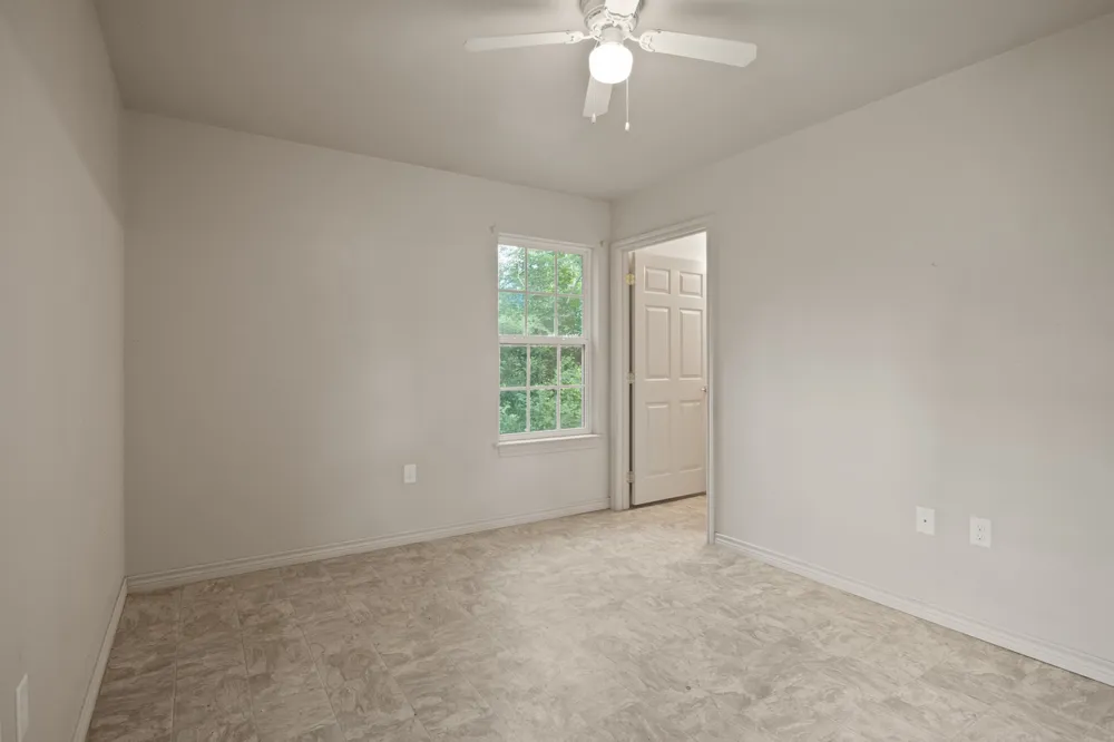 65 RHYNE Avinger, TX 75630
