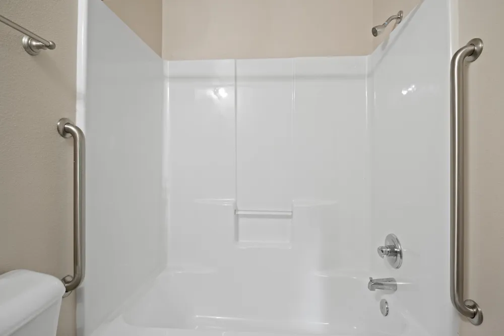 65 RHYNE Avinger, TX 75630