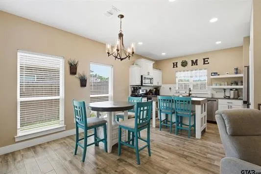 17018 Crossing Circle Lindale, TX 75771