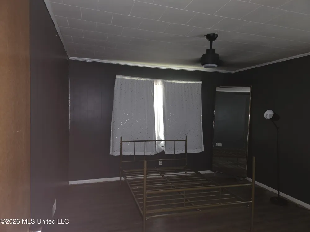 502 Lakeview Avenue Mccomb, MS 39648