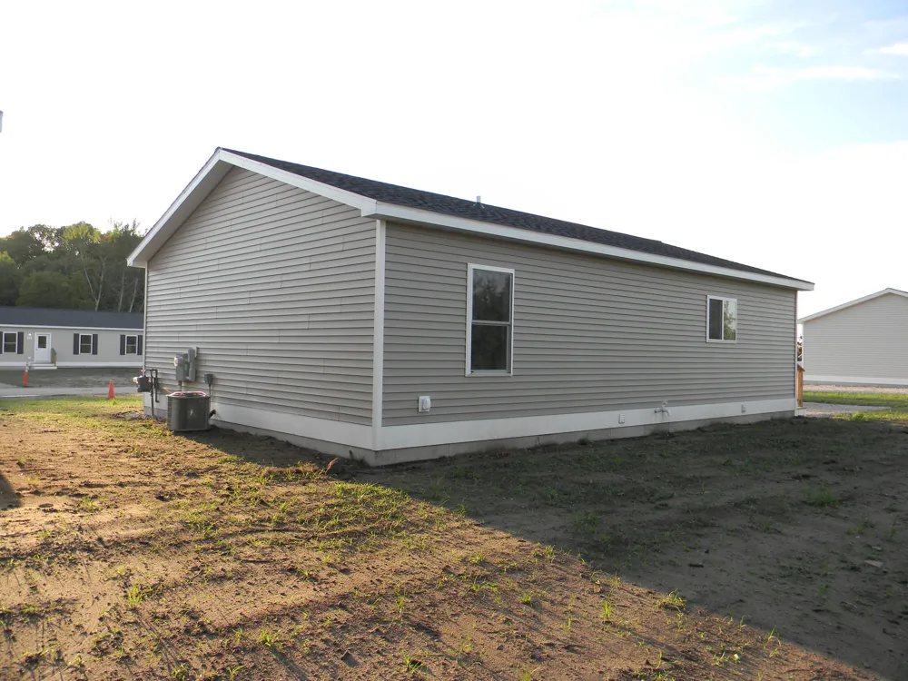 208 Taylors Court Scottville, MI 49454