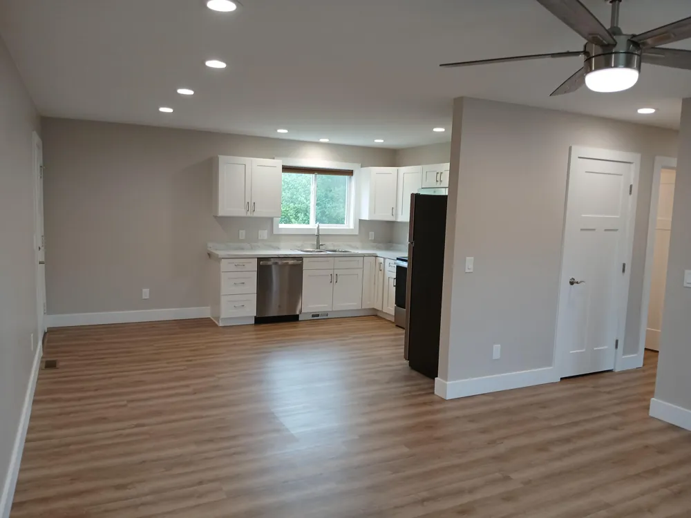 208 Taylors Court Scottville, MI 49454