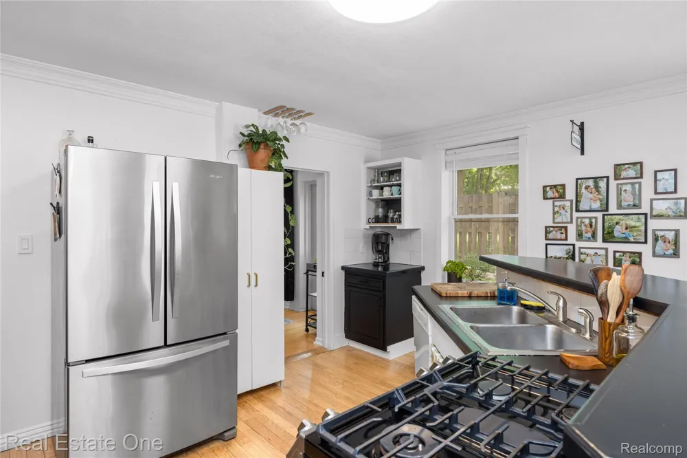 225 1st Street Fenton City, MI 48430