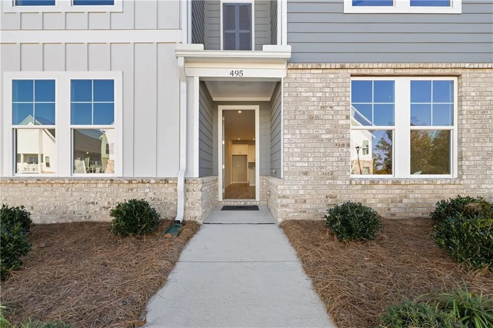 121 Park Ridge Circle Emerson, GA 30137