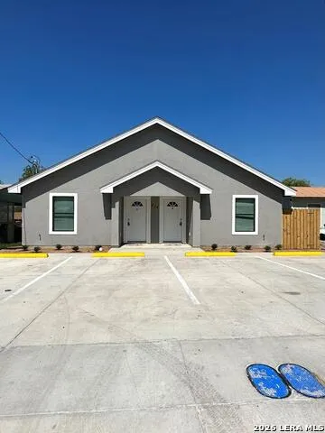 839 TRINITY ST Unit 2