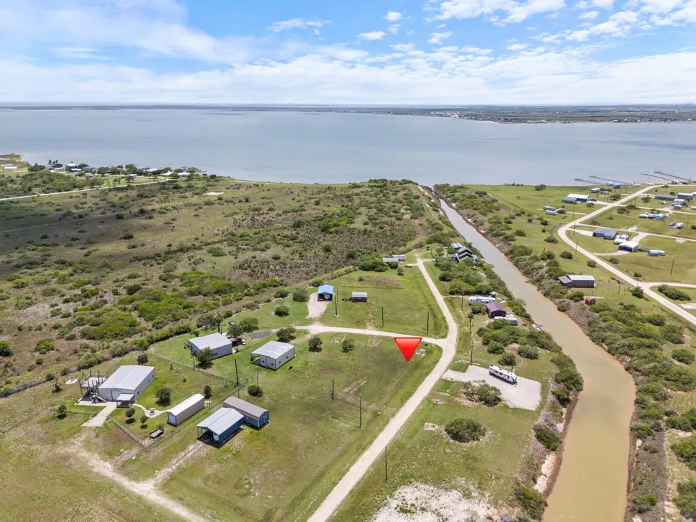 196 Lobster Lane Palacios, TX 77465