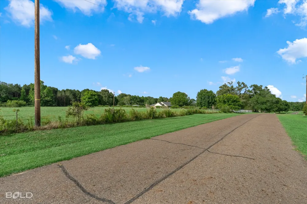 Twin Lakes Road Mansfield, LA 71052