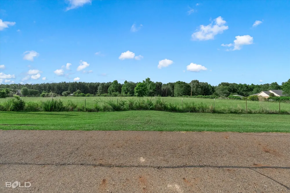 Twin Lakes Road Mansfield, LA 71052