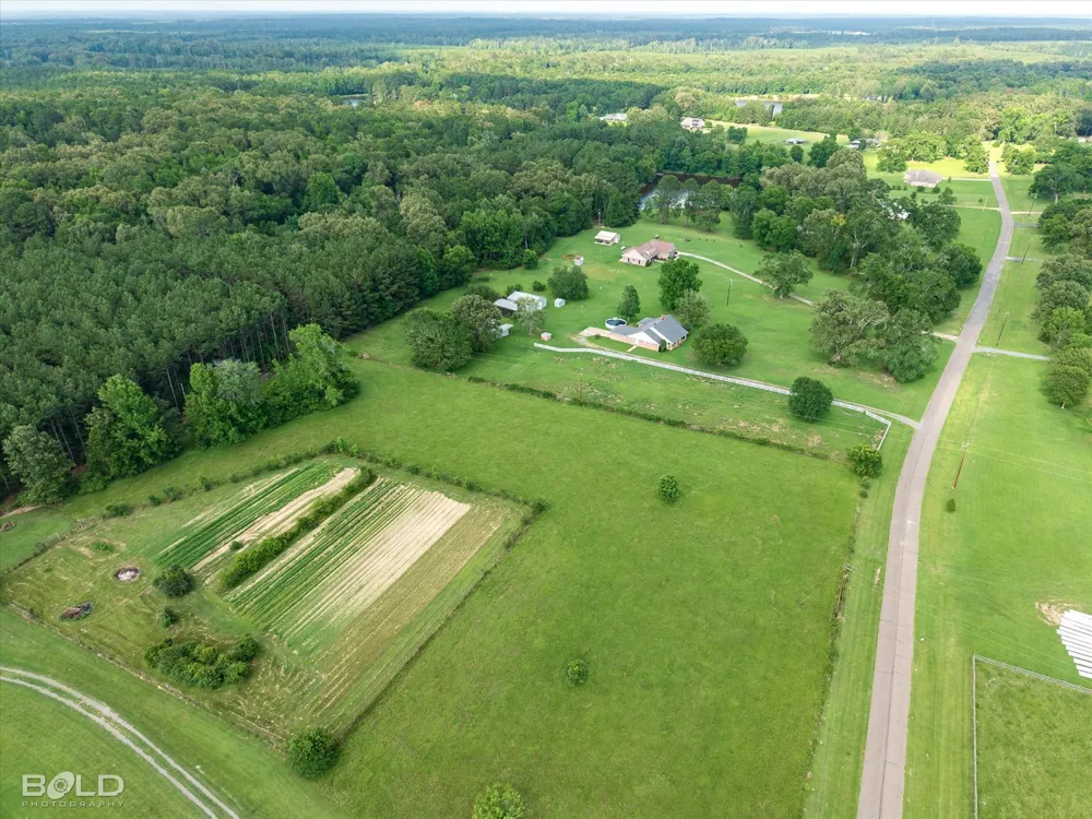 Twin Lakes Road Mansfield, LA 71052
