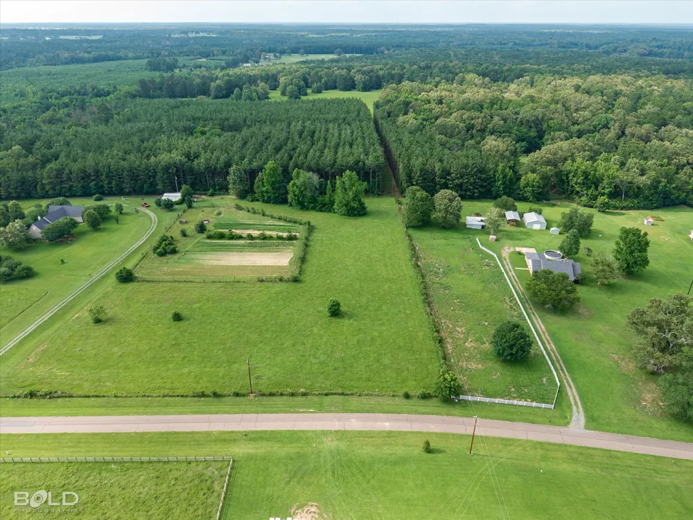 Twin Lakes Road Mansfield, LA 71052