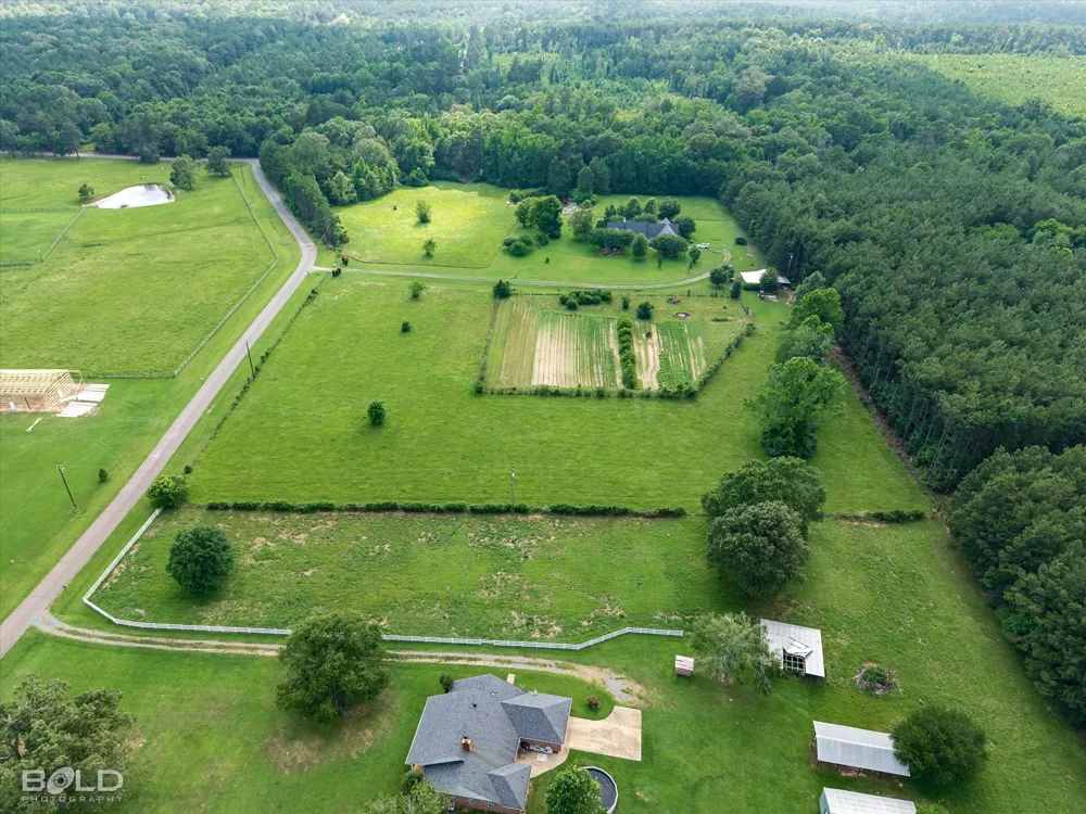 Twin Lakes Road Mansfield, LA 71052