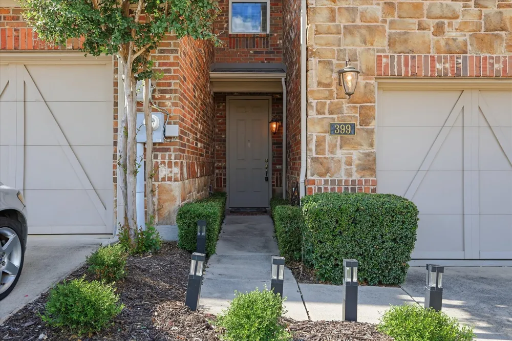 399 Dublin Street Lewisville, TX 75067