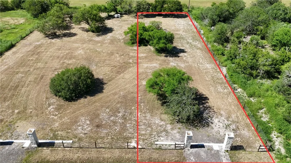 715 Ocanas Drive Robstown, TX 78380