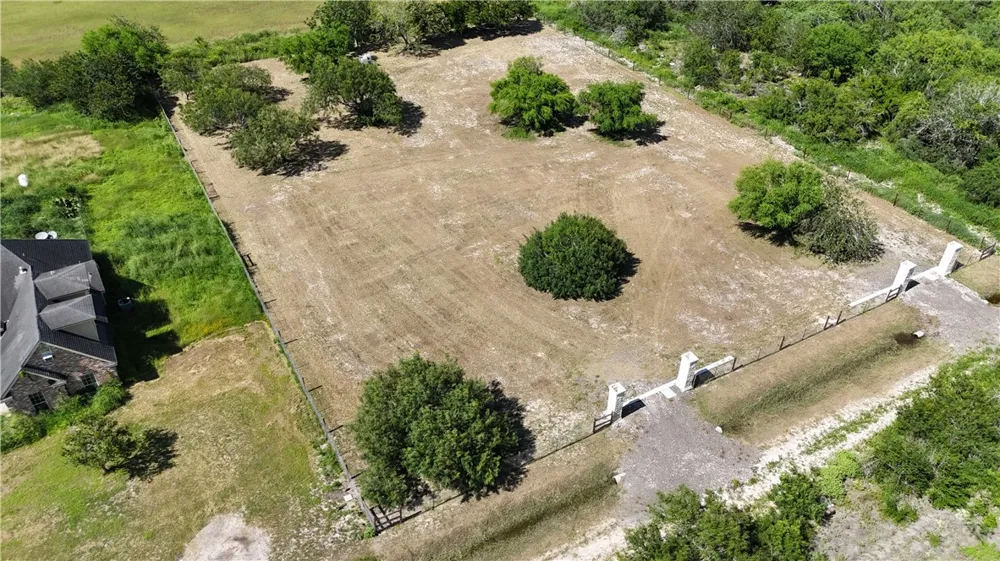 715 Ocanas Drive Robstown, TX 78380
