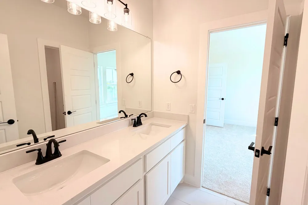 3105 Delaware Street Leander, TX 78641