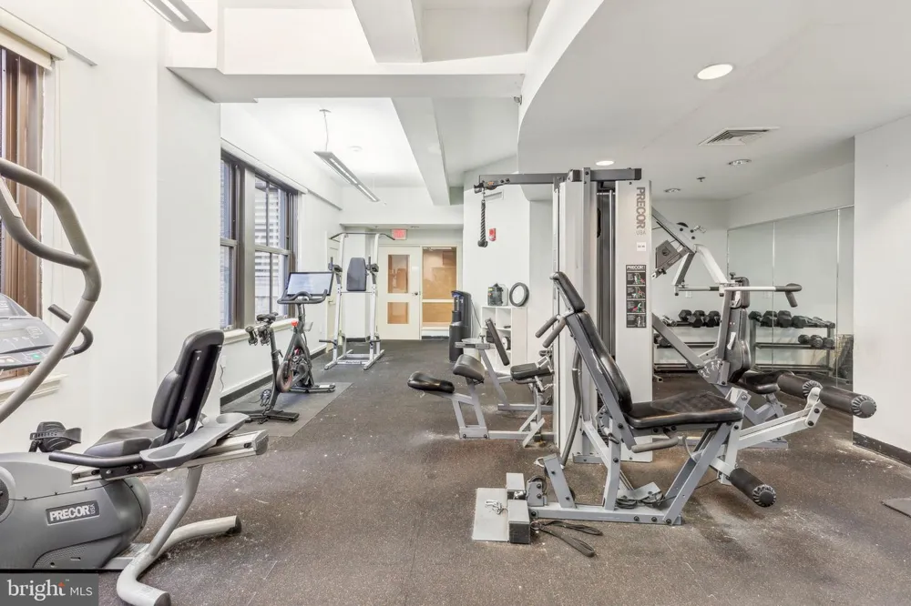 1500 CHESTNUT STREET #8I Philadelphia, PA 19102