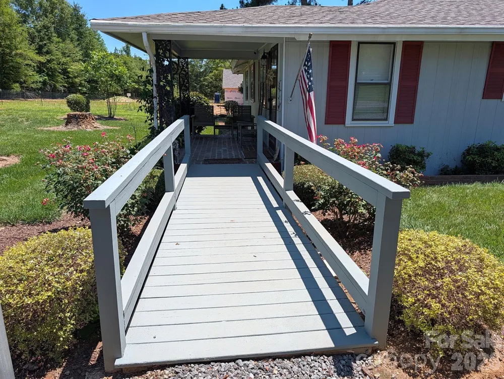 4053 Roddey Road Catawba, SC 29704