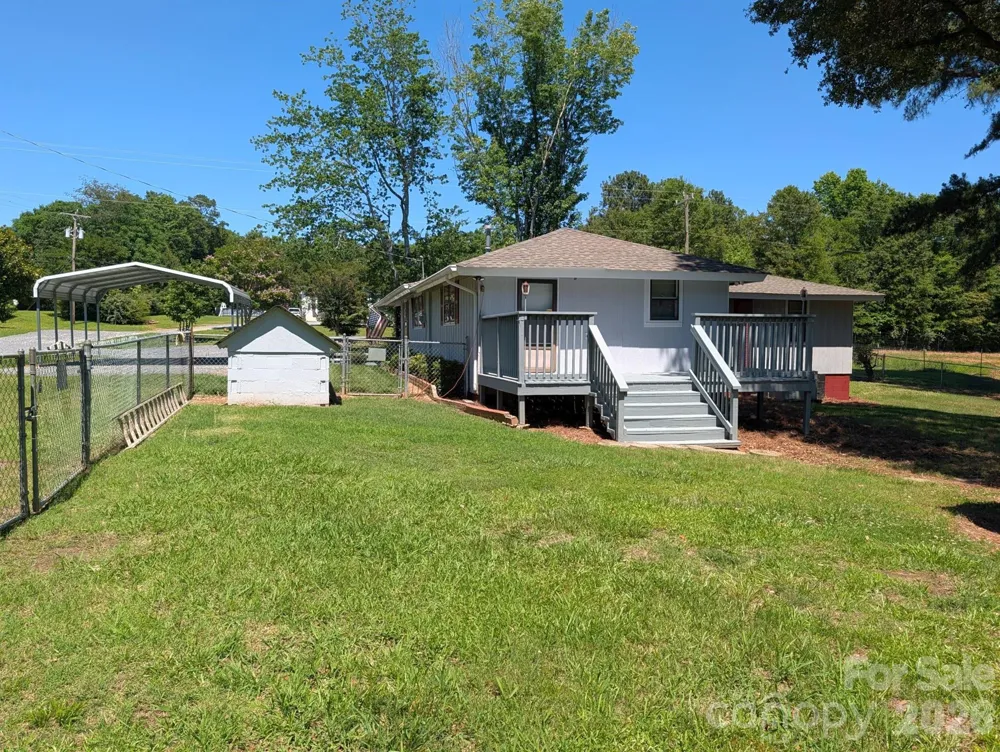 4053 Roddey Road Catawba, SC 29704