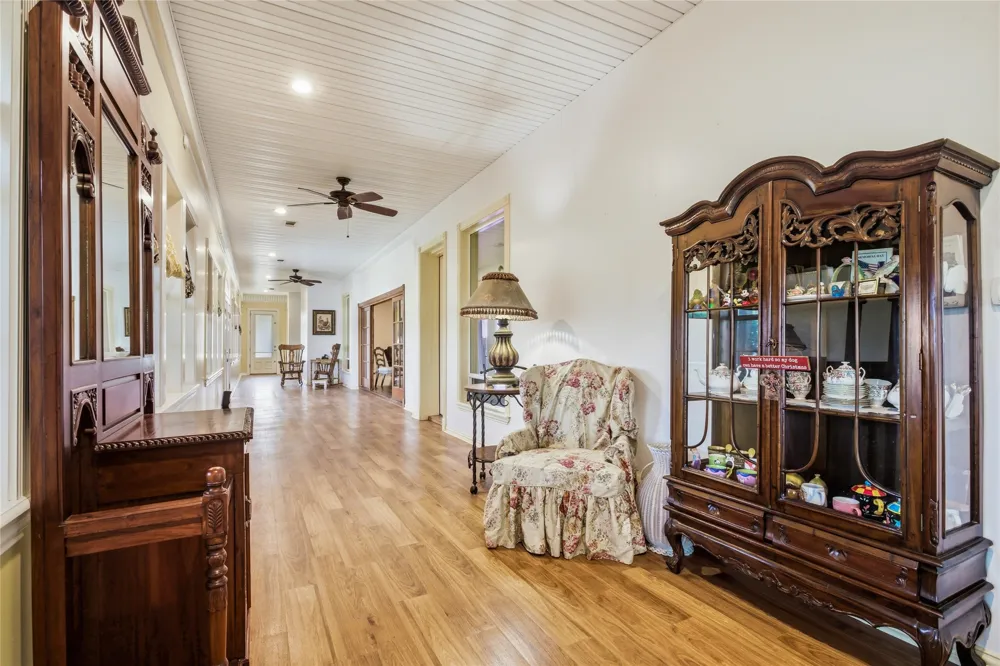 28966 US Highway 377 Gordonville, TX 76245