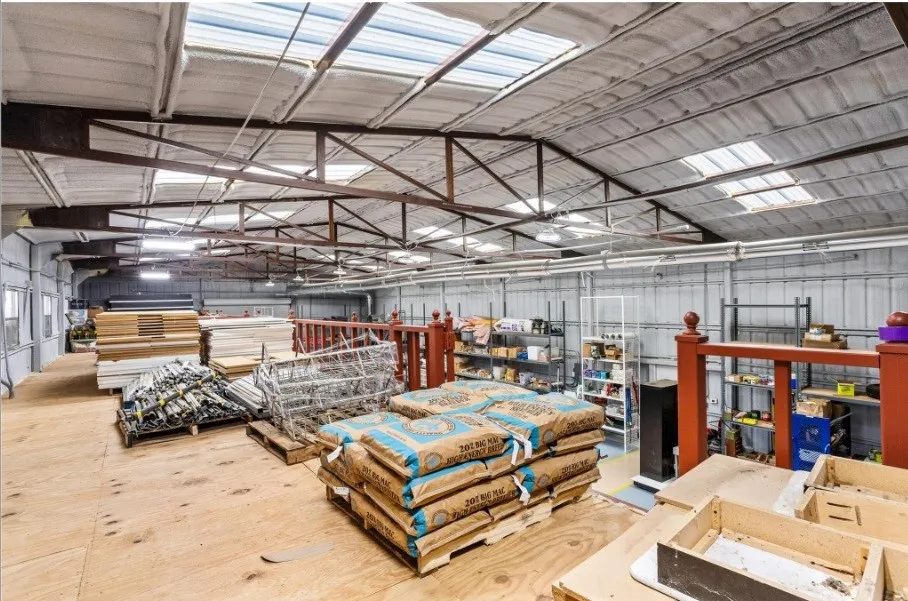 28966 US Highway 377 Gordonville, TX 76245