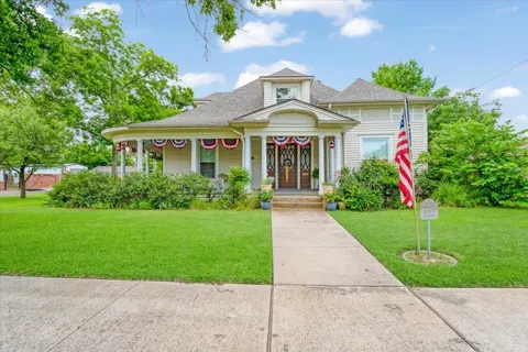 704 E Main Street
