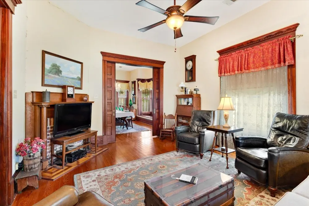 704 E Main Street Honey Grove, TX 75446