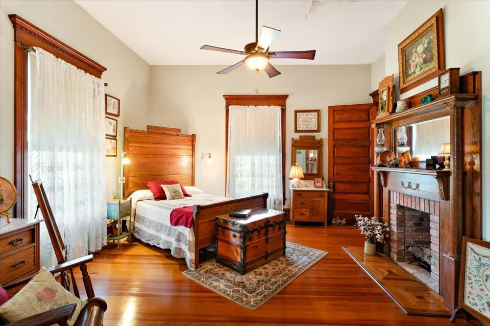 704 E Main Street Honey Grove, TX 75446