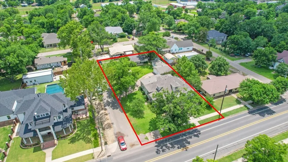 704 E Main Street Honey Grove, TX 75446