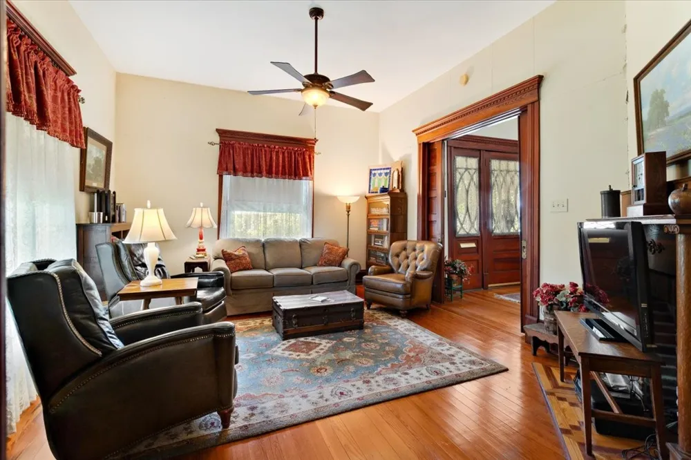 704 E Main Street Honey Grove, TX 75446