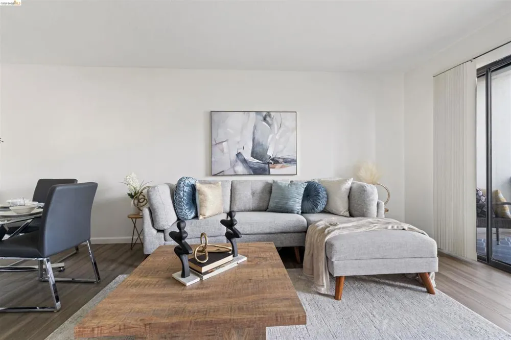 4 Admiral Dr #B430 Emeryville, CA 94608