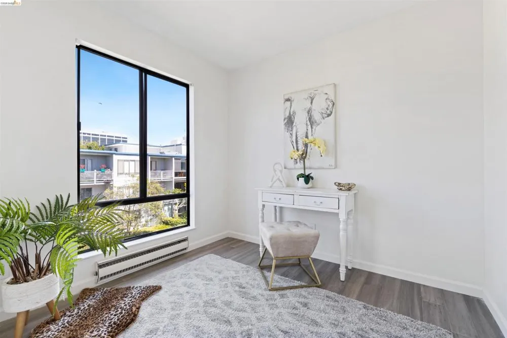 4 Admiral Dr #B430 Emeryville, CA 94608