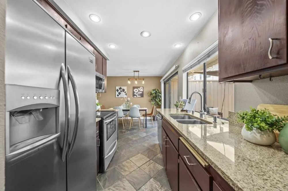 2710 Ariane Drive #3 San Diego, CA 92117