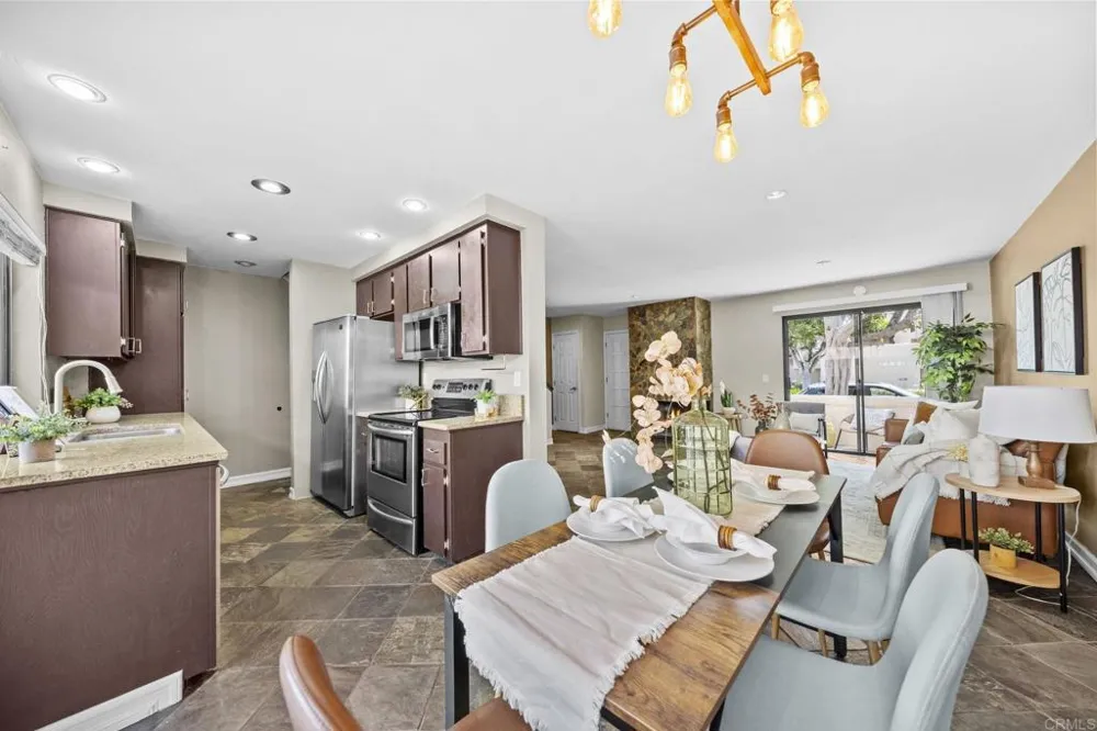 2710 Ariane Drive #3 San Diego, CA 92117