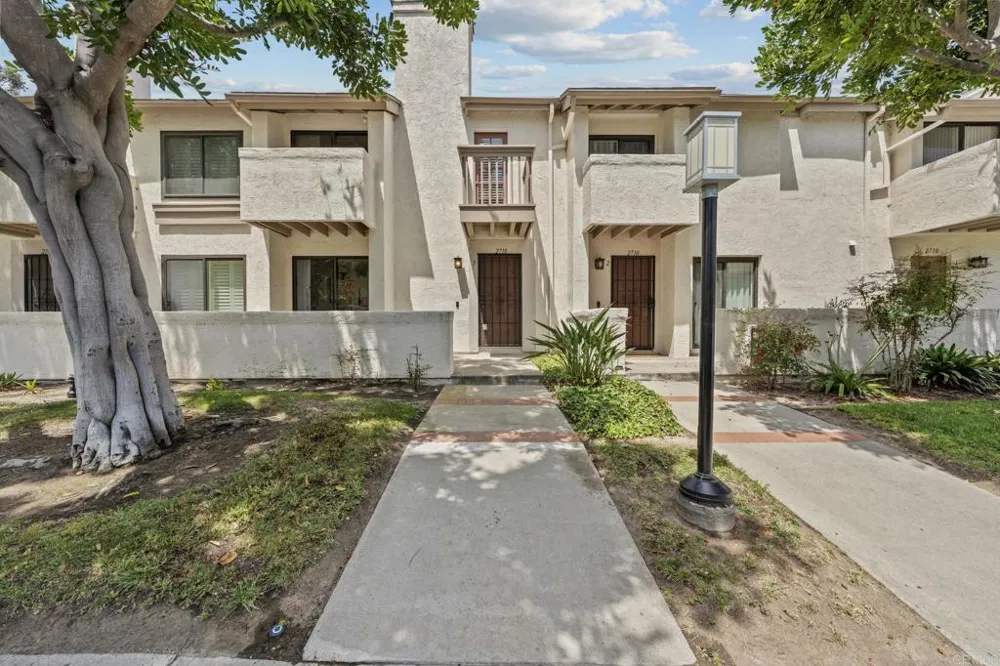 2710 Ariane Drive #3 San Diego, CA 92117