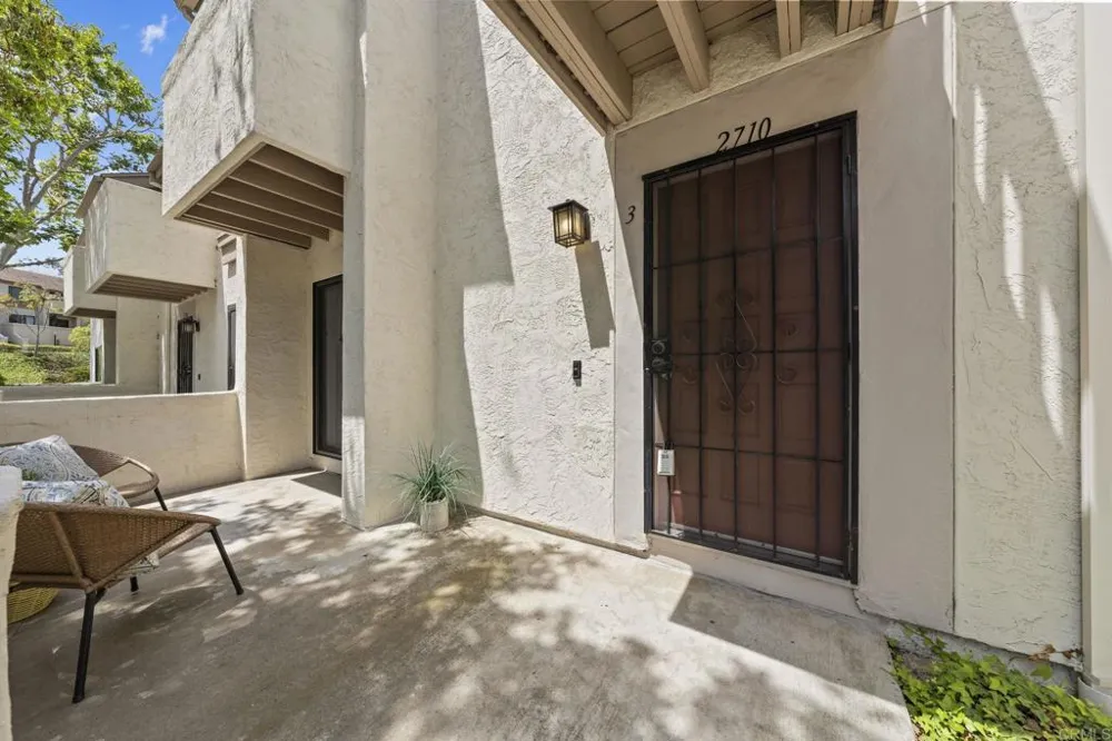 2710 Ariane Drive #3 San Diego, CA 92117