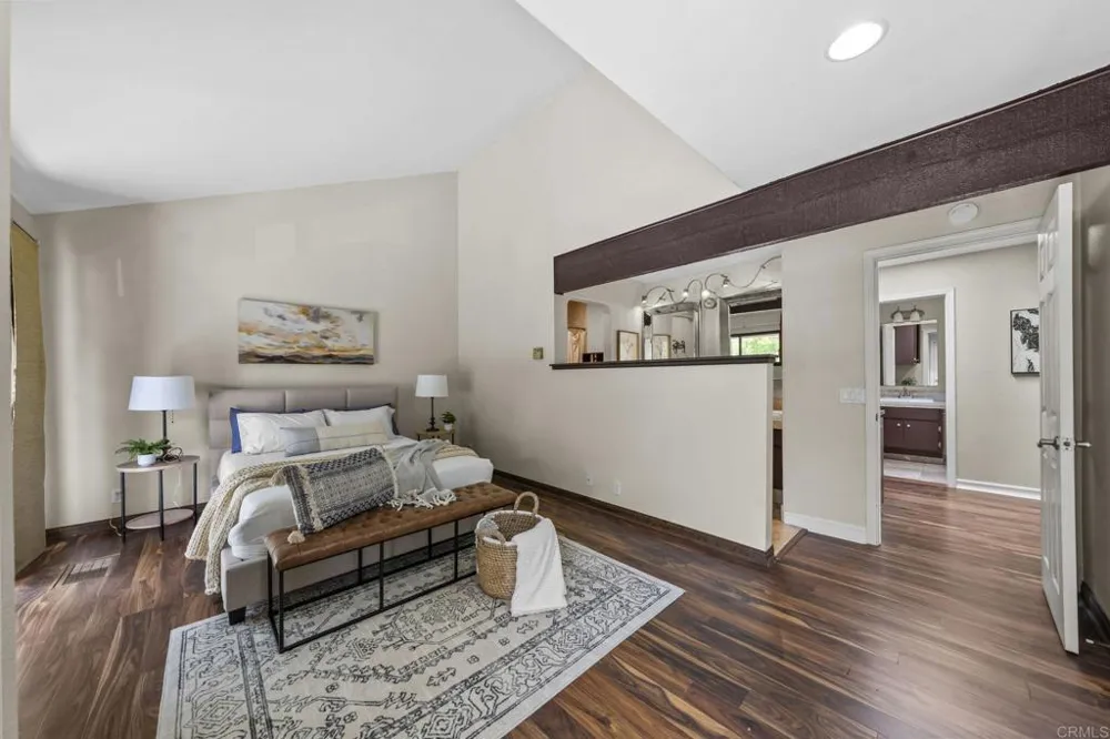 2710 Ariane Drive #3 San Diego, CA 92117